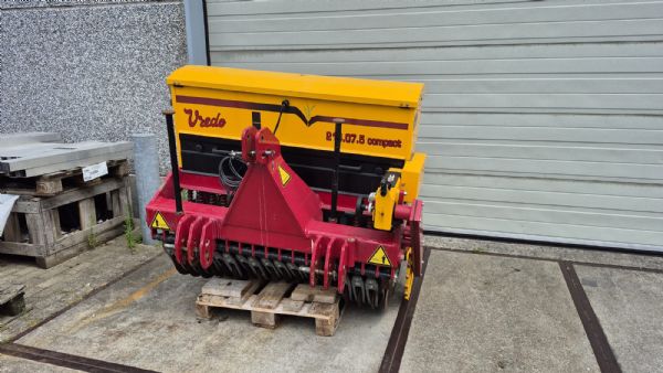 Vredo DZ 214.7.5